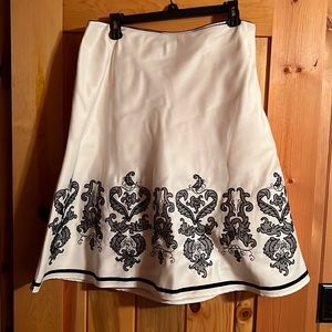 White House Black Market Skirt